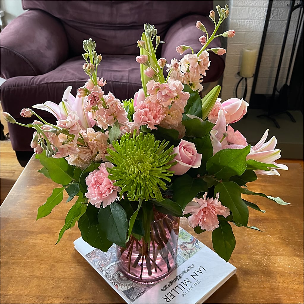 Pretty in Pink Bouquet – Flajes Flowers, Nutley NJ