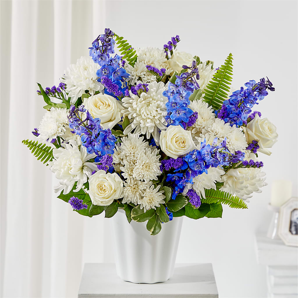 Hold Dear Tabletop Basket – Flajes Flowers, Nutley NJ