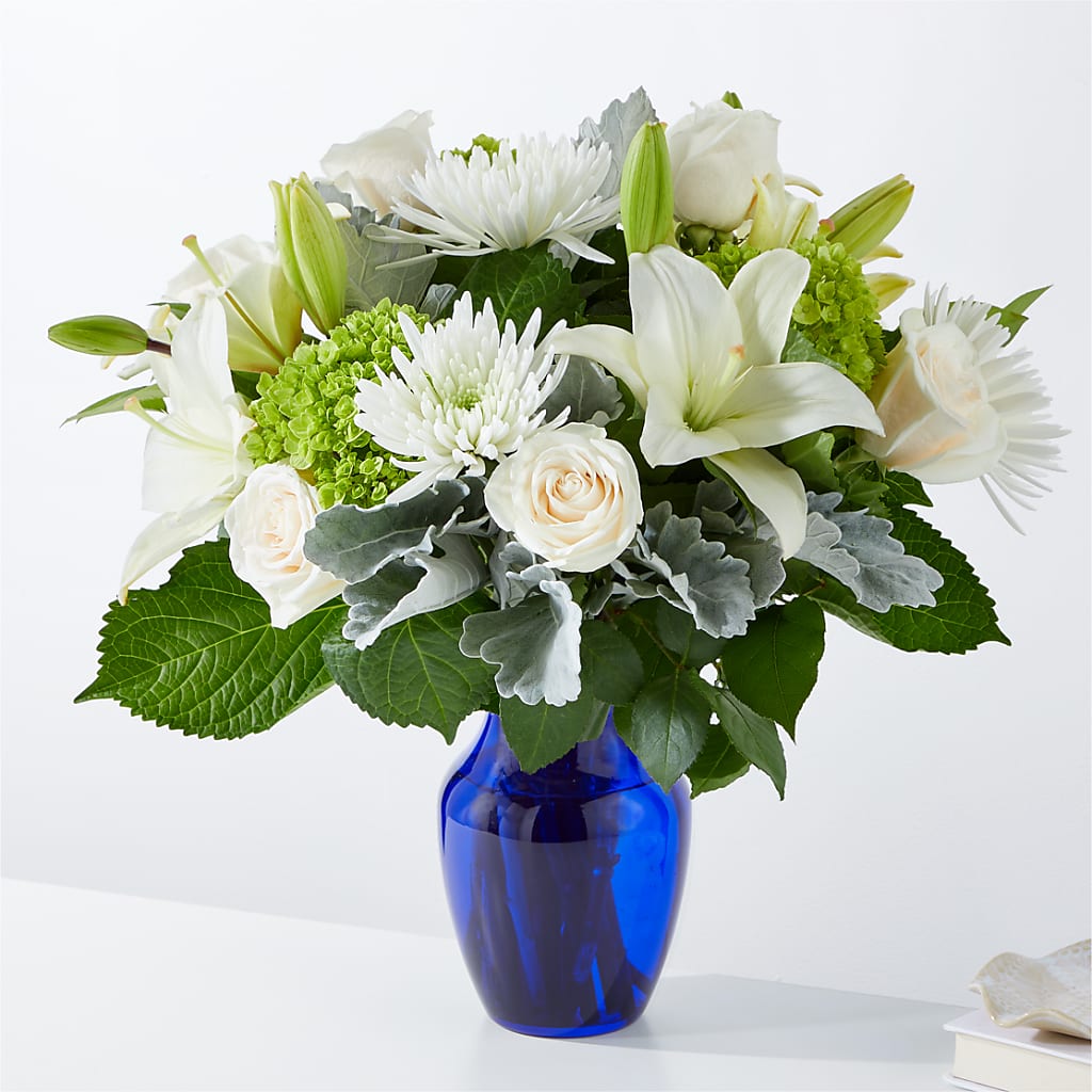 Snowy Dreams Bouquet – Flajes Flowers, Nutley NJ