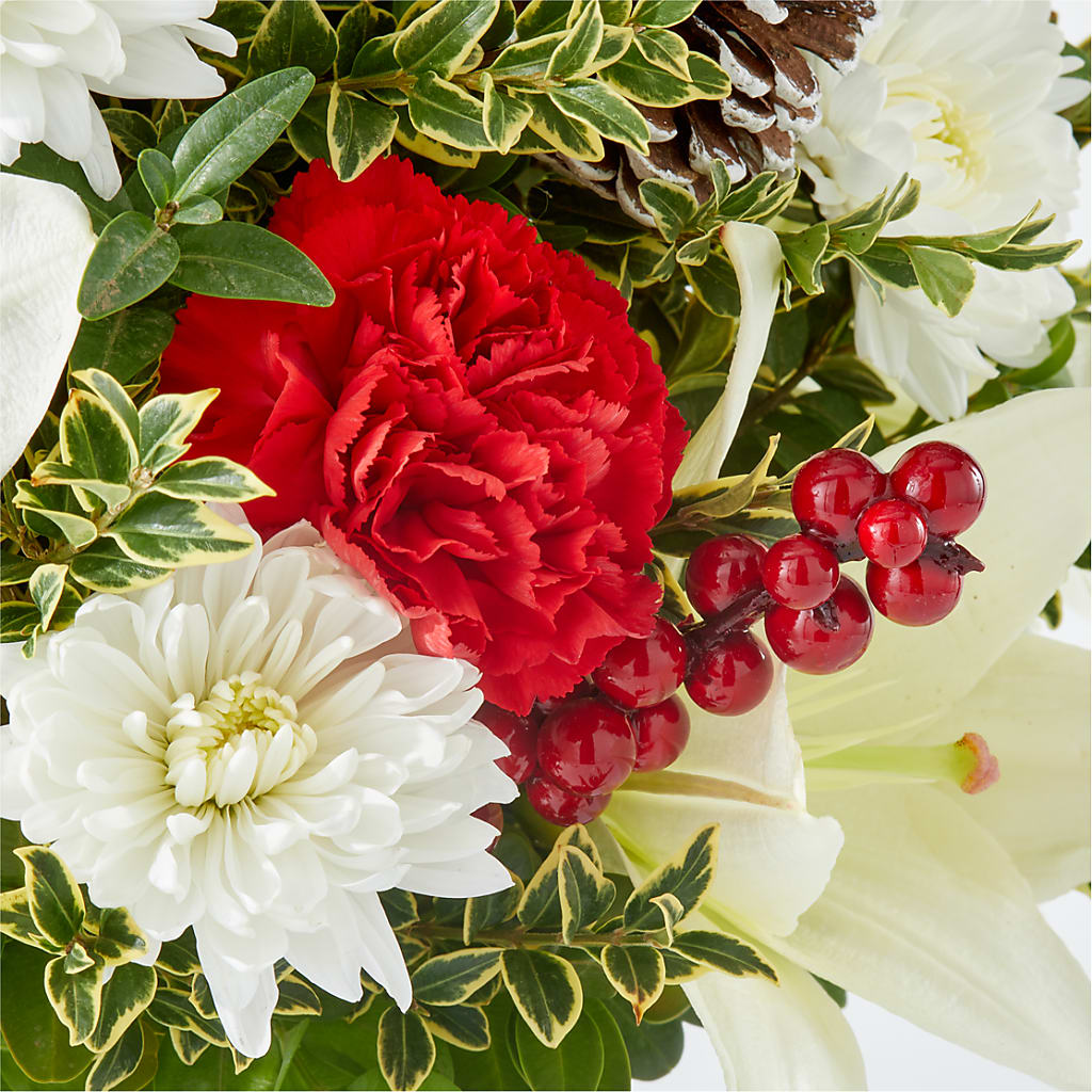 Festive Moments Tree –  Flajes Flowers, Nutley NJ