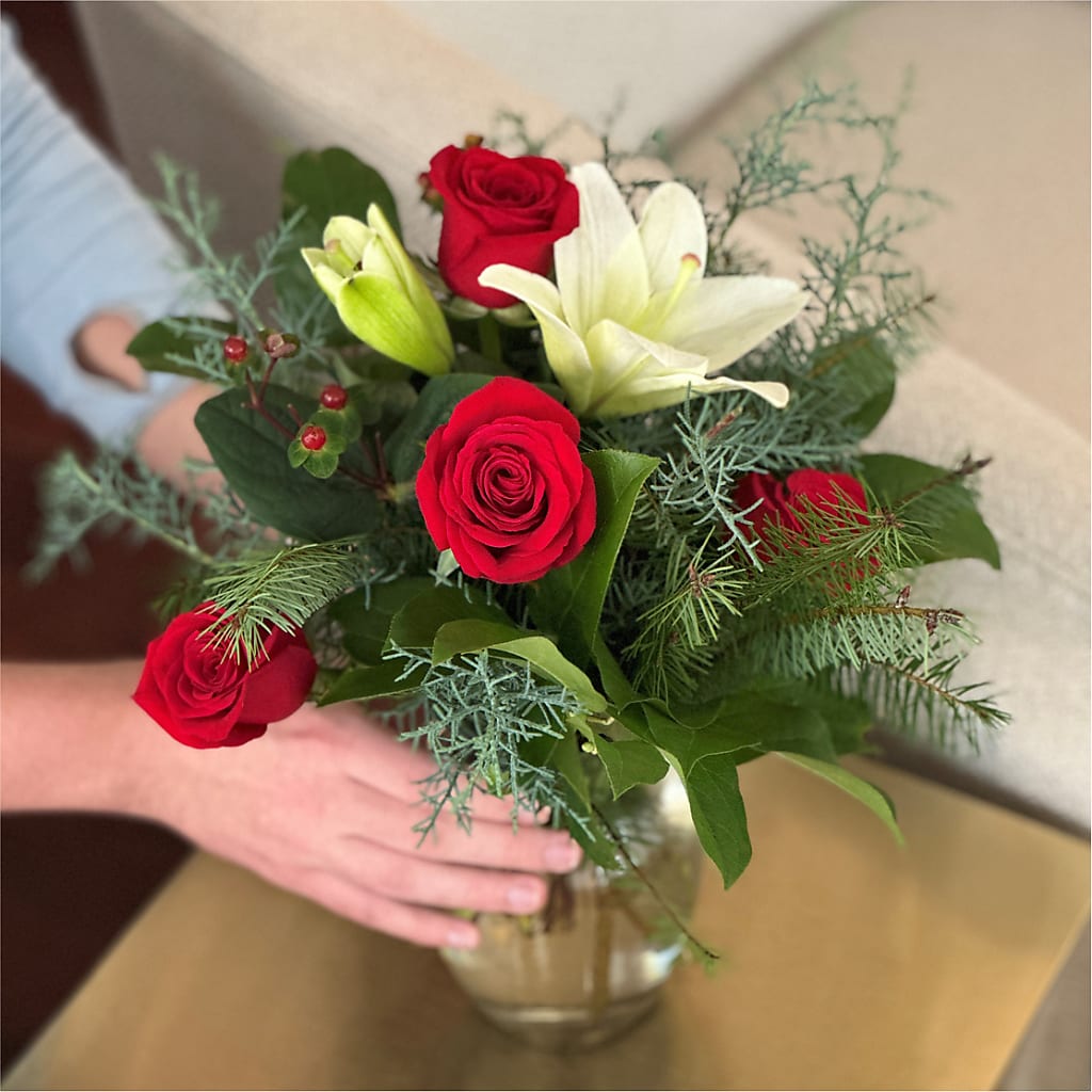 Glittering Lights Bouquet –  Flajes Flowers, Nutley NJ