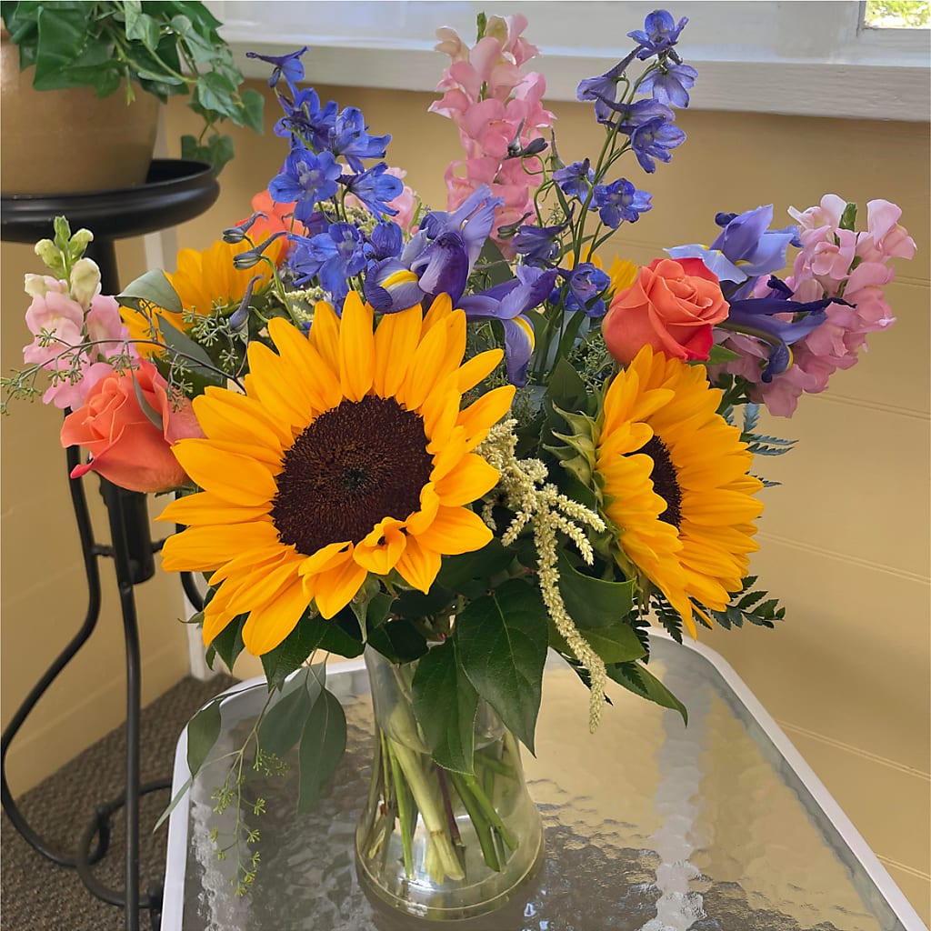 Rays of Life Bouquet –  Flajes Flowers, Nutley NJ